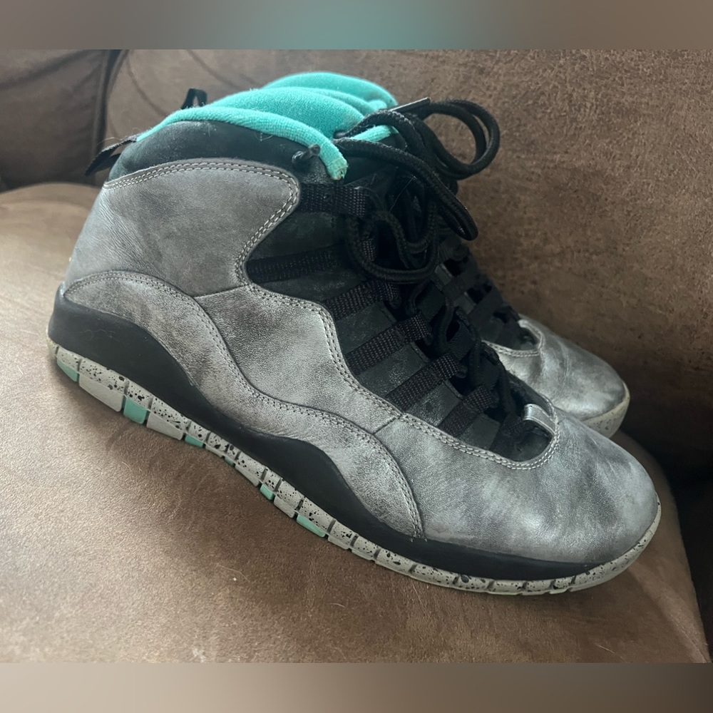 Nike Air Jordan 10 Retro ‘lady liberty’ size 9